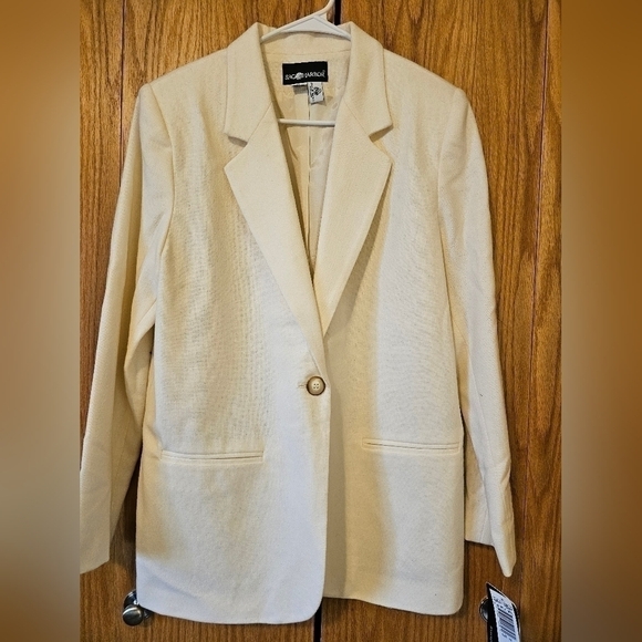 Sag Harbor Jackets & Blazers - SAG HARBOR Cream Blazer 100% Pure Wool